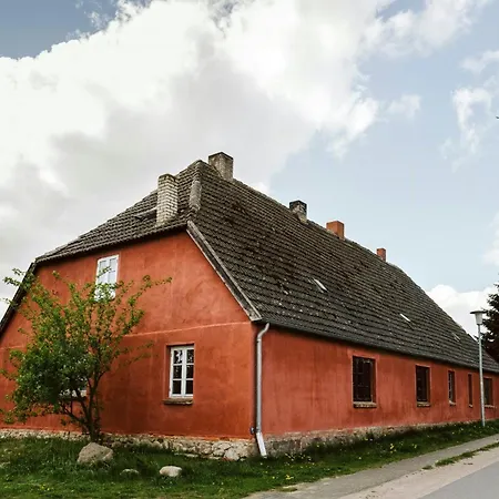 Charming Schoolhouse In Rensow Дом отдыха *
